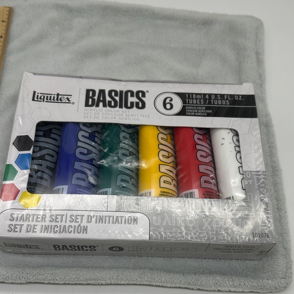 Liquitex Other - Liquitex Basics Acrylic Starter Set 6 Tubes Primary Colors 4oz Tubes